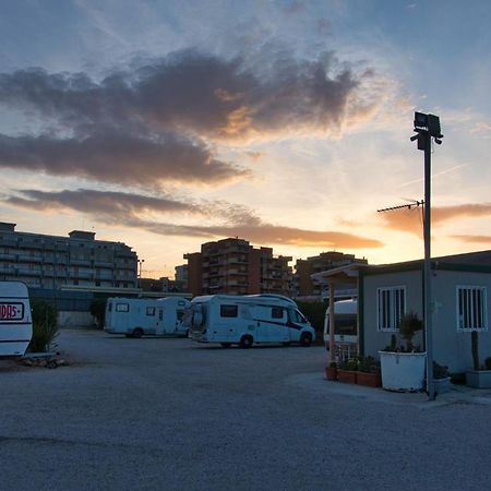 Beltrani Rent Rooms Exterior foto